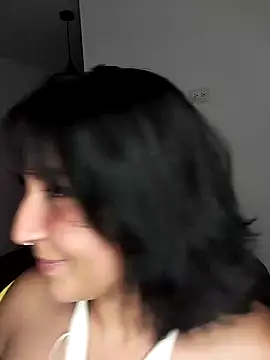 Pauilina online show from 12/27/24, 11:21