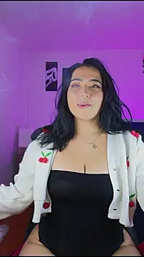 Pauilina online show from 04/18/26, 11:05