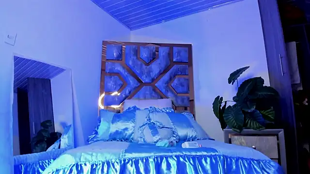 BRITHANY SPARK online show from 01/28/25, 07:21