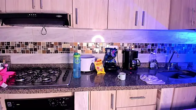 BRITHANY SPARK online show from 02/22/25, 10:52