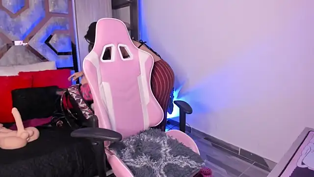 BRITHANY SPARK online show from 03/05/25, 08:10