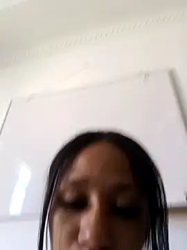 Snapshot of devi_black13_ chatting on 01/16/25, 03:35 devi black13 online show from 01/16/25, 03:35