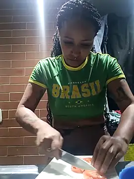 Snapshot of devi_black13_ chatting on 02/27/25, 01:27 devi black13 online show from 02/27/25, 01:27