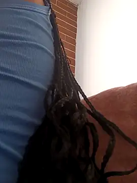 Snapshot of devi_black13_ chatting on 03/19/25, 07:38 devi black13 online show from 03/19/25, 07:38