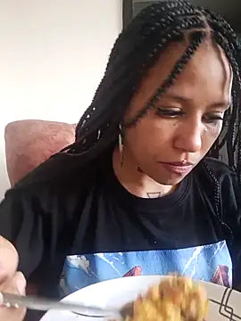 devi black13  online show from 02/18/26, 07:54