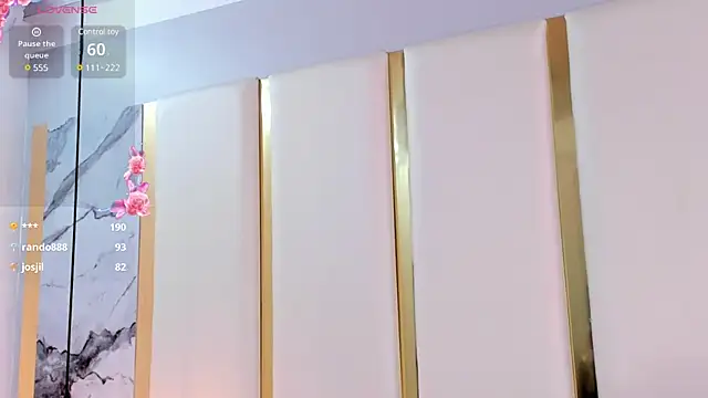 SalommeFlores online show from 02/15/25, 03:42