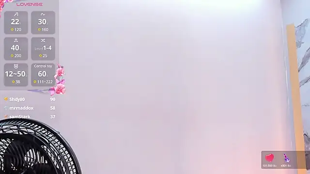 SalommeFlores online show from 03/17/25, 05:34