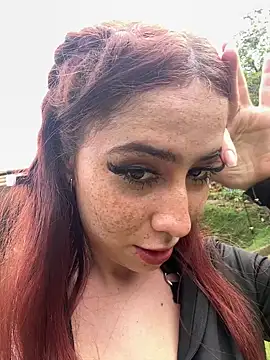 Snapshot of HannaSmiith chatting on 01/20/25, 06:10 HannaSmiith online show from 01/20/25, 06:10