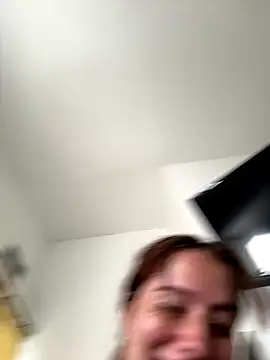 Snapshot of HannaSmiith chatting on 09/22/25, 02:41 HannaSmiith online show from 09/22/25, 02:41