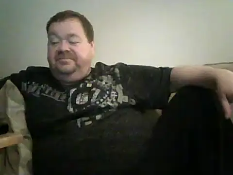 Snapshot of hitman_35 chatting on 01/10/25, 06:53 hitman 35 online show from 01/10/25, 06:53