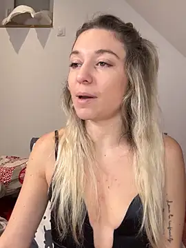 carlaaa online show from 12/02/25, 10:27