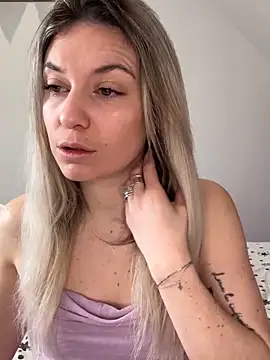 carlaaa online show from 02/15/26, 08:57