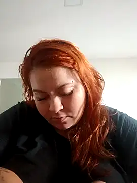 Snapshot of carola_hotwife chatting on 05/26/26, 01:07 carola hotwife online show from 05/26/26, 01:07