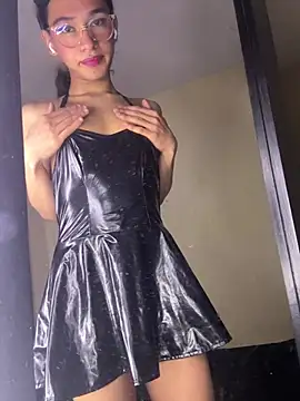 Snapshot of Antonella_narsk chatting on 04/24/26, 01:35 Antonella narsk online show from 04/24/26, 01:35