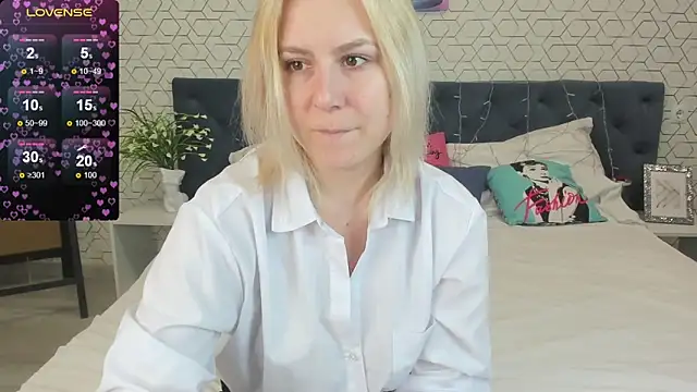 Snapshot of Jane_Broks chatting on 01/17/25, 12:53 Jane Broks online show from 01/17/25, 12:53