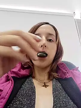 Ambar Roux  online show from 11/04/25, 08:08