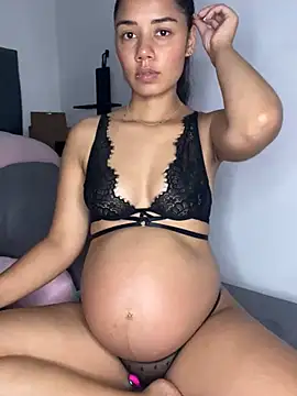  Luana online show from 01/16/26, 01:42