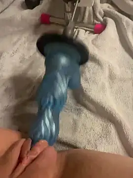 luisa1 online show from 12/17/25, 08:15