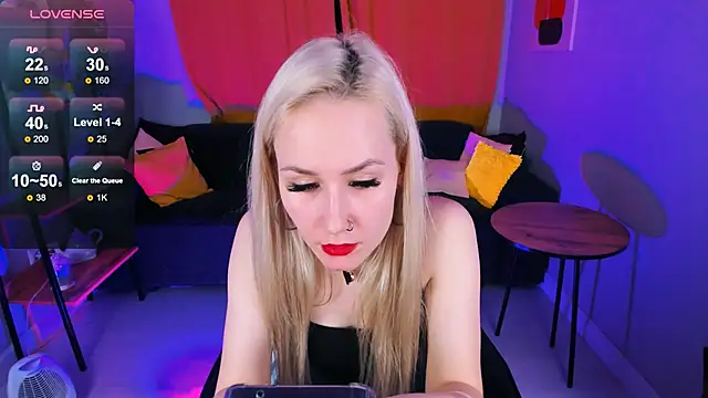 Snapshot of Bunny__of_love chatting on 12/07/24, 07:54 Bunny of love online show from 12/07/24, 07:54