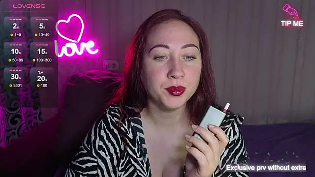 KellyCrystall online show from 09/24/25, 06:06