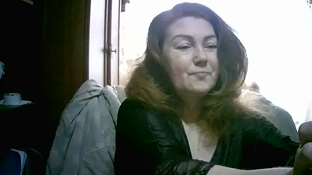 Madame-Butterfly online show from 12/14/25, 07:47