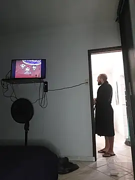 Snapshot of Gasc_1992 chatting on 06/19/26, 11:47 Gasc 1992 online show from 06/19/26, 11:47
