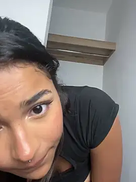 Mariangel 11 online show from 12/21/24, 11:13