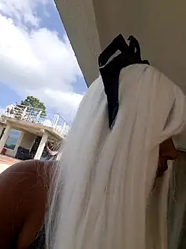 Mariangel 11 online show from 10/31/25, 02:29