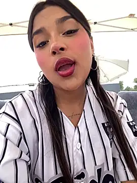 Mariangel 11 online show from 02/01/26, 02:15