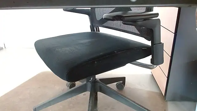 Snapshot of lovewalknaked chatting on 11/21/25, 10:36 lovewalknaked online show from 11/21/25, 10:36