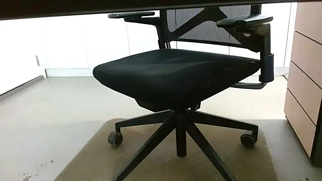 Snapshot of lovewalknaked chatting on 11/26/25, 08:15 lovewalknaked online show from 11/26/25, 08:15