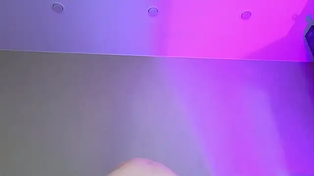 Your Auggie online show from 01/22/25, 01:00