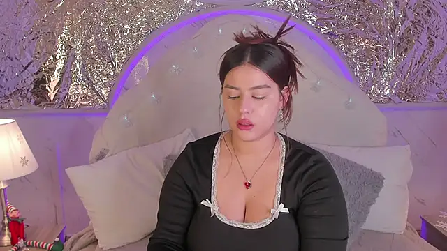 Miamontoya online show from 12/19/25, 01:40