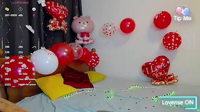 Lillianhot68 online show from 02/14/25, 11:31