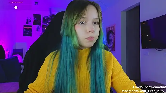 Snapshot of 812sunflowerinahat chatting on 12/20/24, 01:54 812sunflowerinahat online show from 12/20/24, 01:54