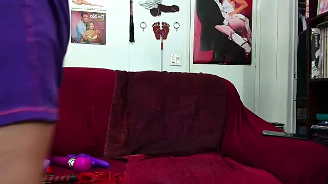 Snapshot of Alice_Love_69 chatting on 02/10/26, 03:54 Alice Love 69 online show from 02/10/26, 03:54