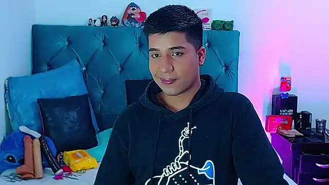 Snapshot of Randy_horny chatting on 02/27/25, 05:26 Randy horny online show from 02/27/25, 05:26