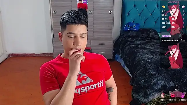 Snapshot of Randy_horny chatting on 10/03/25, 04:59 Randy horny online show from 10/03/25, 04:59