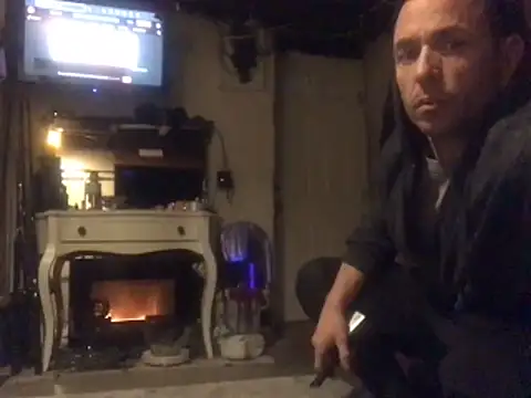 Gman143187 online show from 12/31/24, 01:15