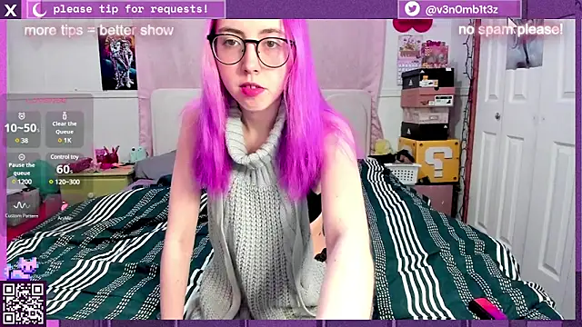 Snapshot of v3n0mb1t3z chatting on 02/23/25, 12:19 v3n0mb1t3z online show from 02/23/25, 12:19