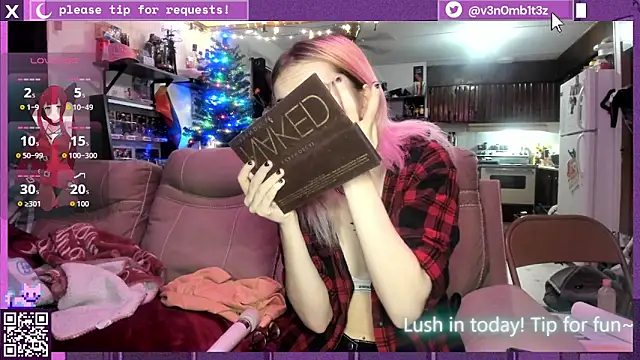 Snapshot of v3n0mb1t3z chatting on 11/28/25, 03:09 v3n0mb1t3z online show from 11/28/25, 03:09