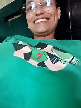 luna hell online show from 11/11/25, 03:45