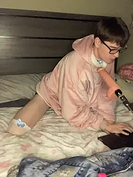 YourFavTwinkie online show from 12/16/24, 06:53