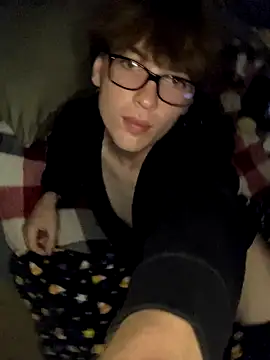 YourFavTwinkie online show from 09/24/25, 04:49