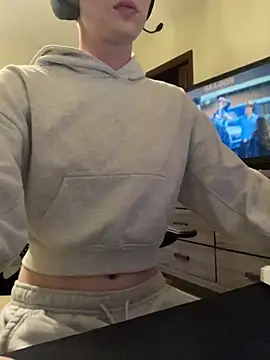 YourFavTwinkie online show from 03/26/26, 03:56