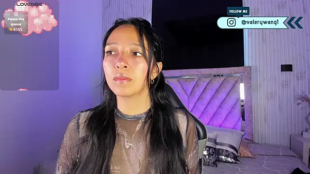 Valery wang online show from 12/03/25, 11:52