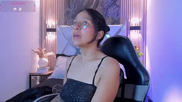 Valery wang online show from 04/10/26, 11:48