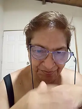 florecita69 online show from 11/14/25, 02:16