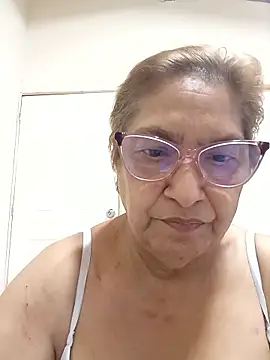 florecita69 online show from 01/16/26, 02:43