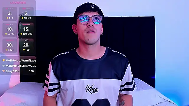 Ryan Clark  online show from 03/27/26, 11:04